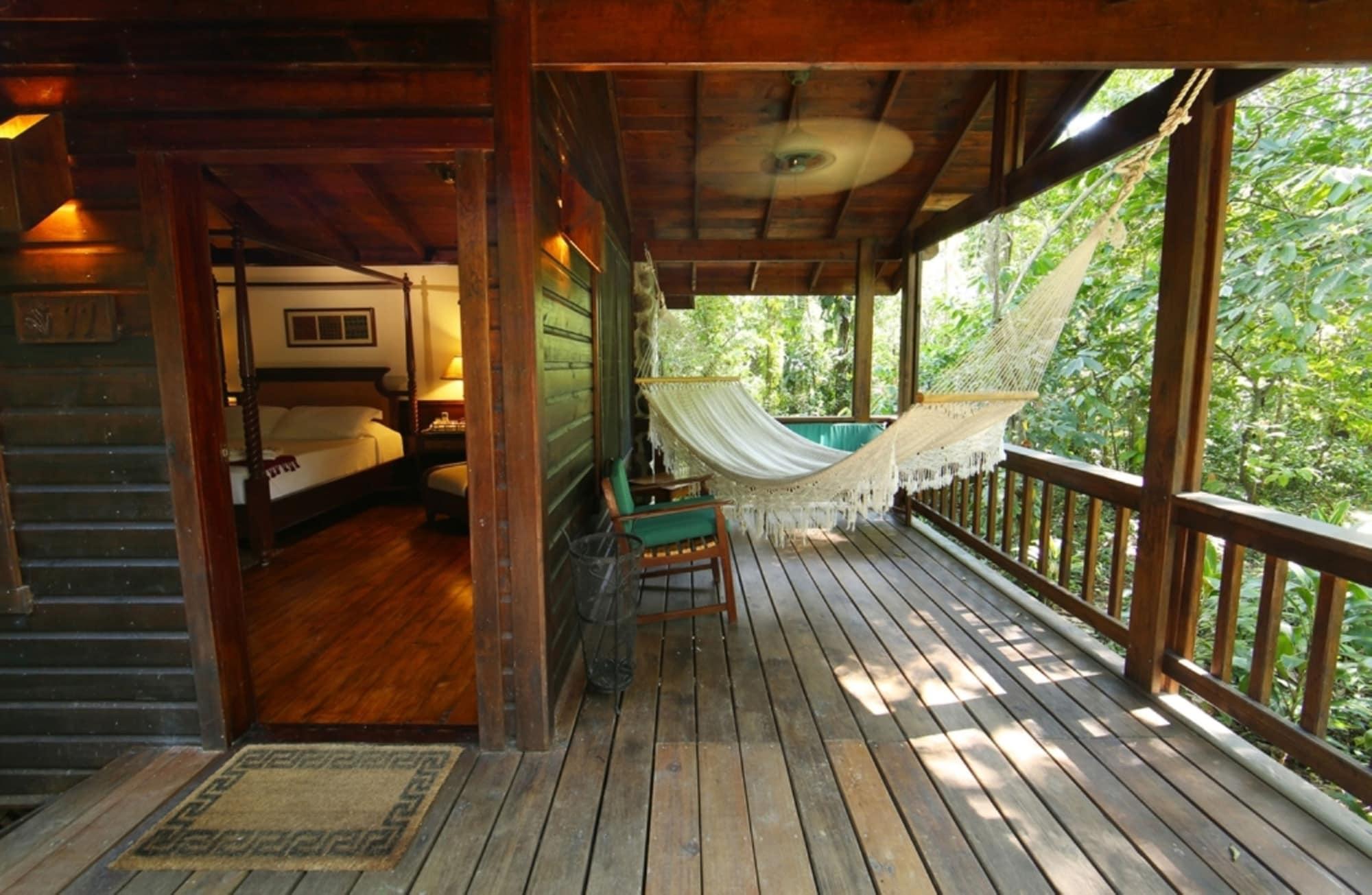The Lodge & Spa At Pico Bonito El Pino Exteriör bild