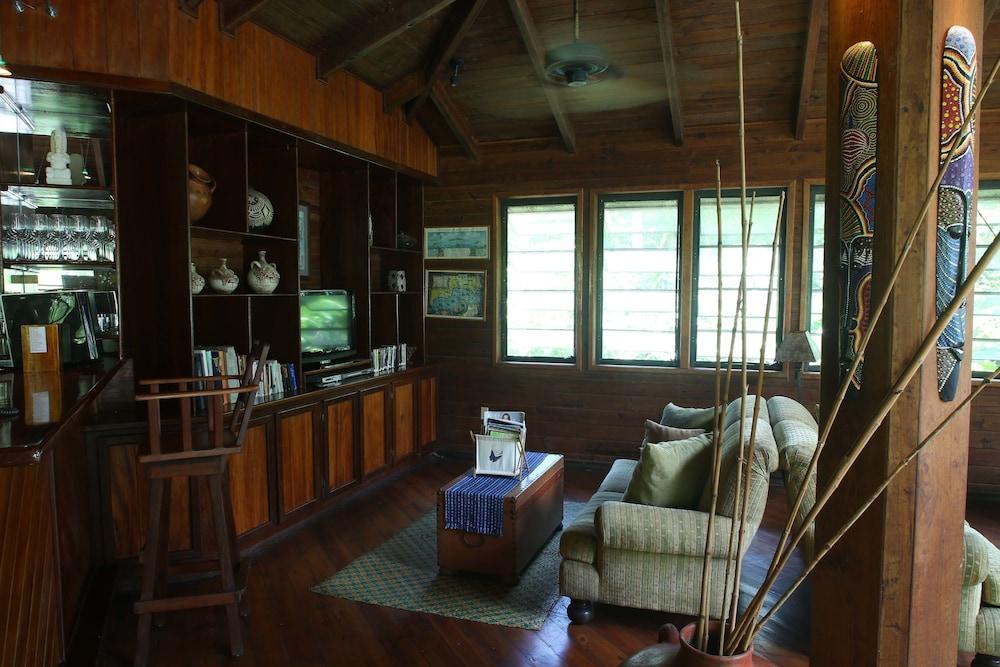 The Lodge & Spa At Pico Bonito El Pino Exteriör bild
