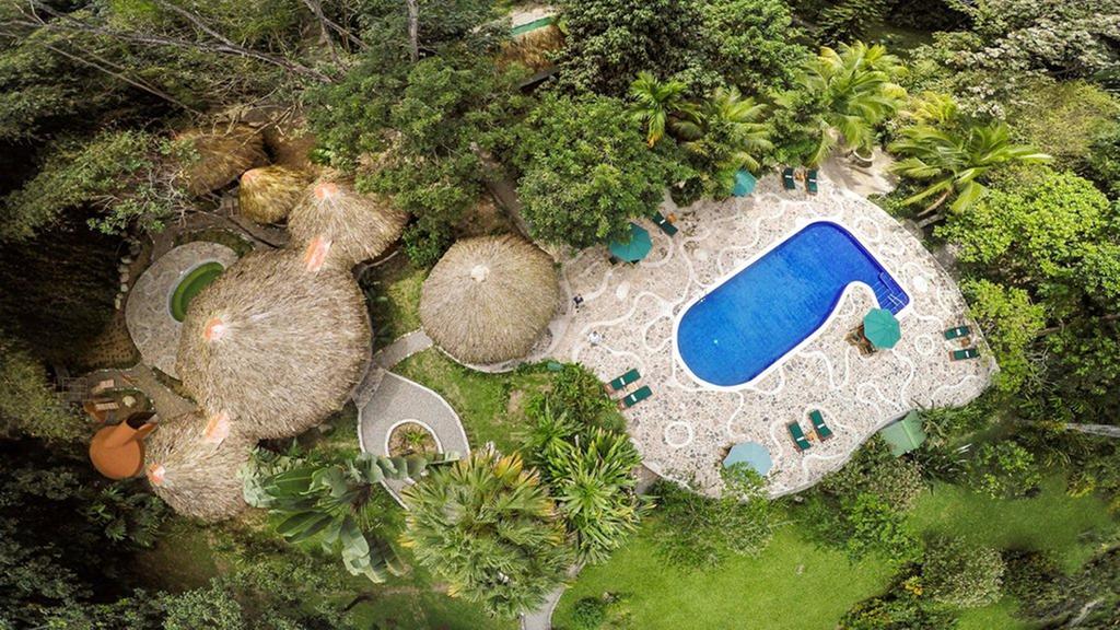 The Lodge & Spa At Pico Bonito El Pino Exteriör bild